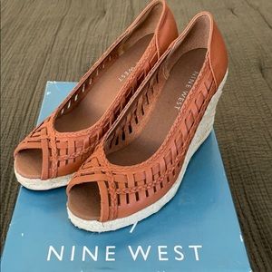 Nine West Bodkins in Creamy honey leather